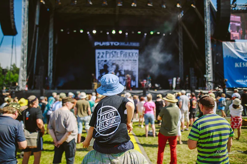 Puistoblues (Lakeside Blues Festival) – scene og publikum