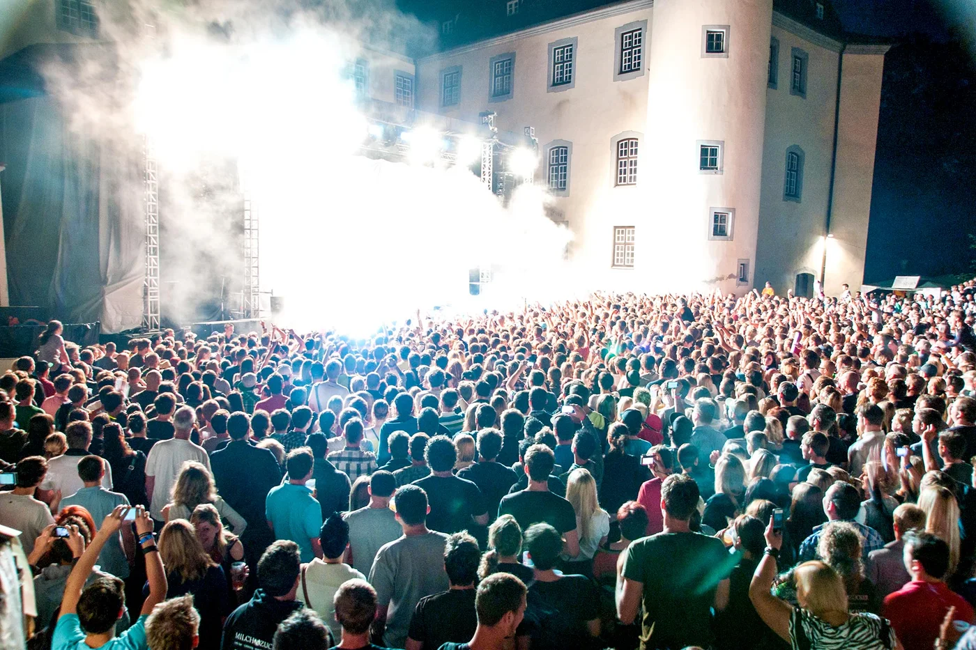 Summernight Festival – scene og publikum