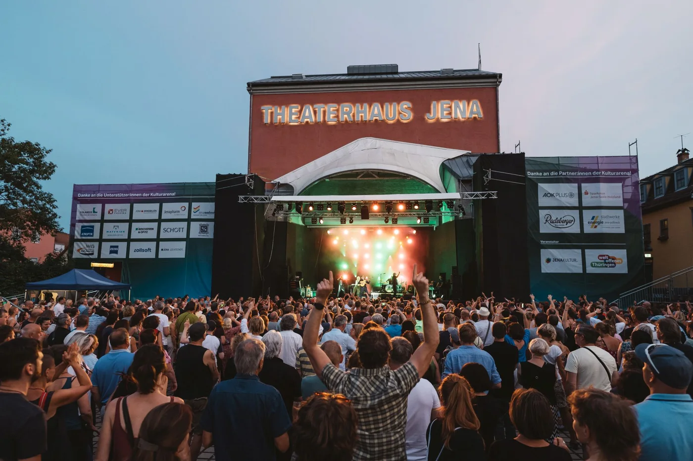 Kulturarena Jena – scene og publikum