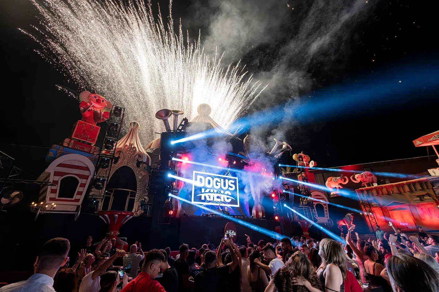Zamna North Cyprus – festivalstemning med scenelys