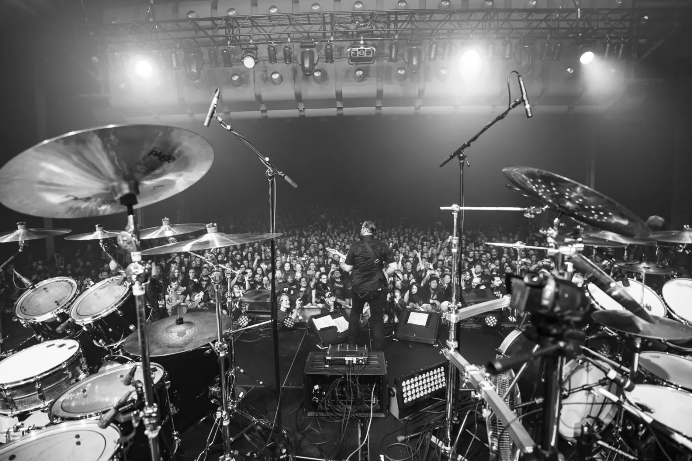 Beyond the Gates – konsertmiljø