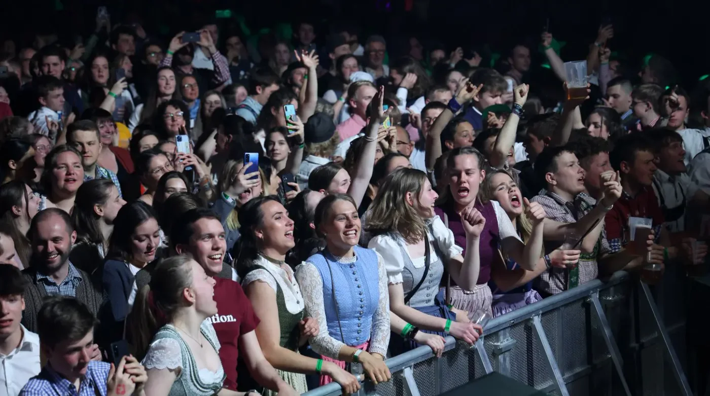 Go to Gö Festival – scene og publikum